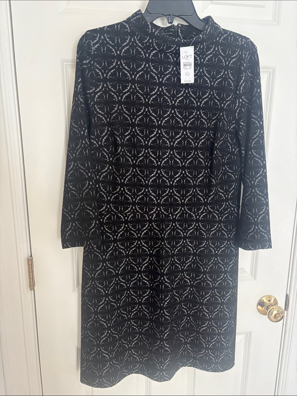 LOFT outlet black and light Gray Patterned Long-Sleeve Dress